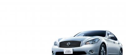 Nissan Fuga Hybrid (2010) - picture 4 of 15