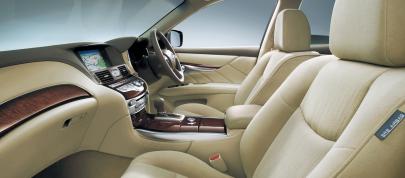 Nissan Fuga Hybrid (2010) - picture 15 of 15