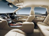 Nissan Fuga Hybrid (2010) - picture 14 of 15