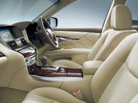 Nissan Fuga Hybrid (2010)