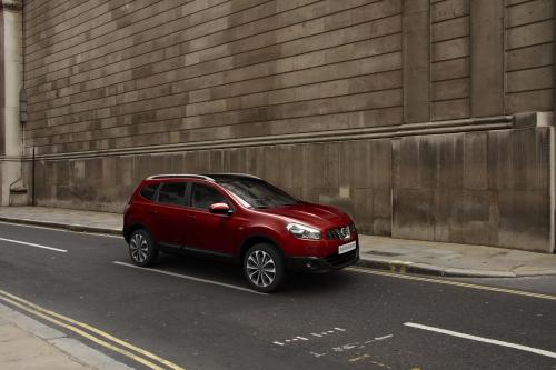 Nissan Qashqai (2010) - picture 1 of 6