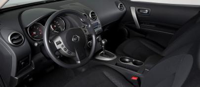 Nissan Rogue Krom (2010) - picture 12 of 17