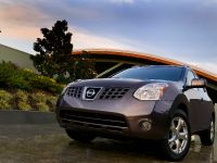 Nissan Rogue (2010) - picture 7 of 27