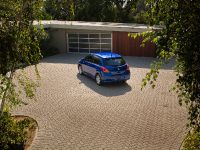 Nissan Versa (2010) - picture 10 of 35