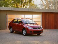 Nissan Versa (2010) - picture 19 of 35