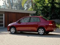 Nissan Versa (2010) - picture 22 of 35