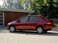 Nissan Versa (2010) - picture 22 of 35