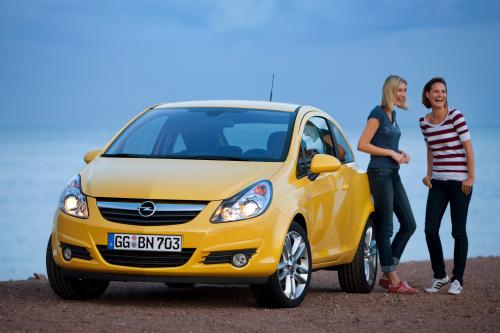 Opel Corsa (2010) - picture 1 of 11