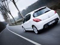 Peugeot 308 GTi (2010) - picture 4 of 14