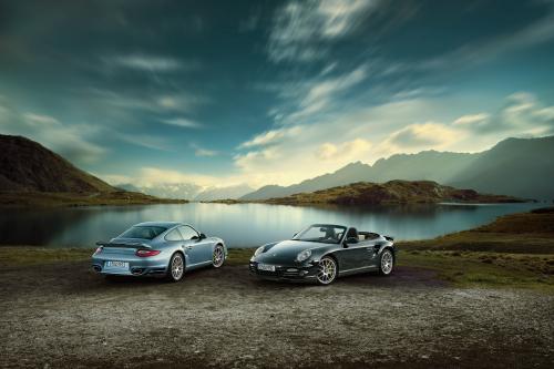 Porsche 911 Turbo S (2010) - picture 1 of 6