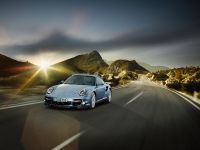 Porsche 911 Turbo S (2010) - picture 2 of 6