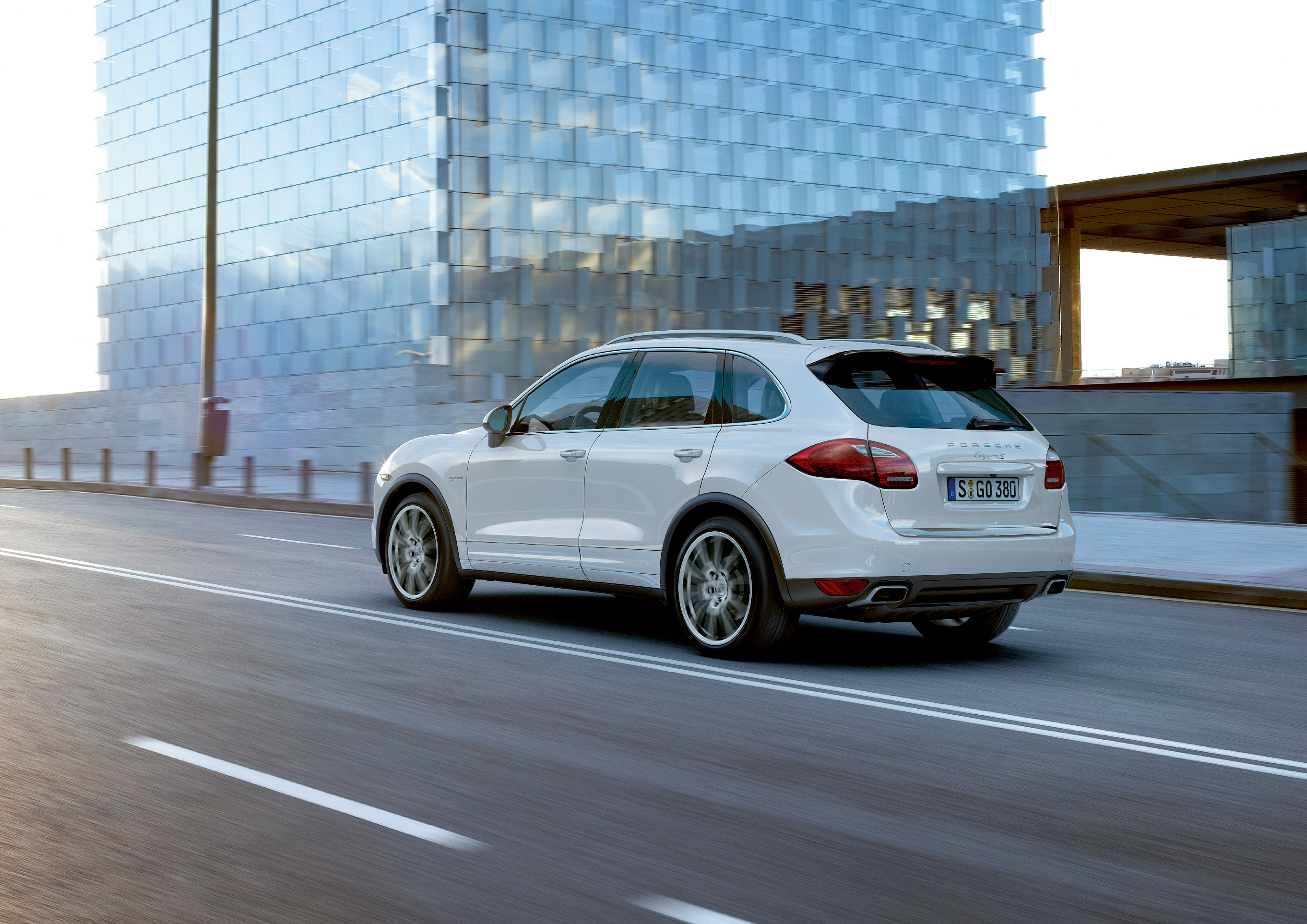 Porsche Cayenne S Hybrid