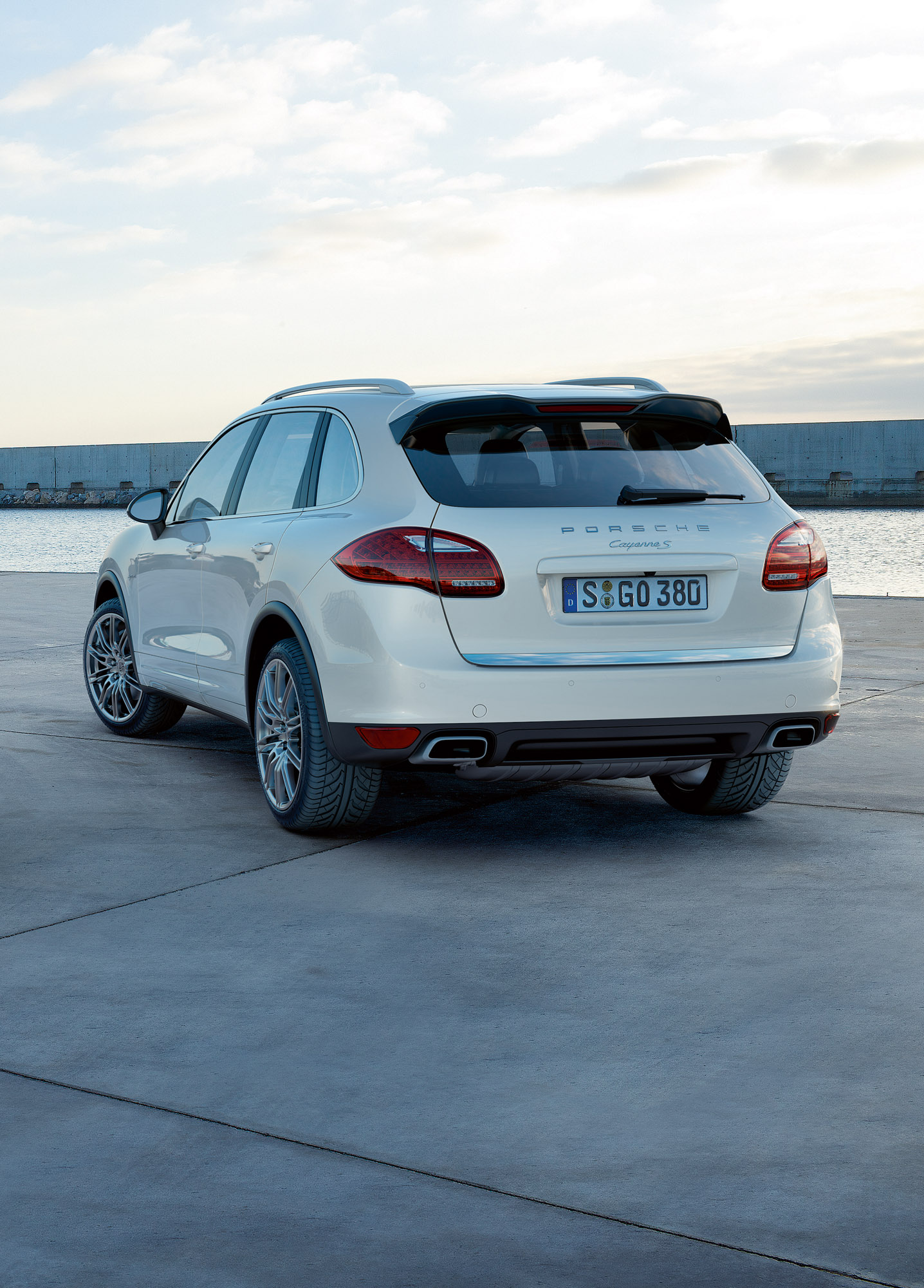 Porsche Cayenne S Hybrid