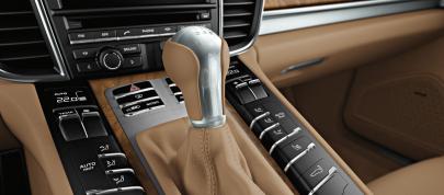 Porsche Panamera S (2010) - picture 20 of 21