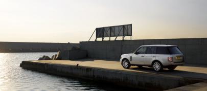 Range Rover (2010) - picture 7 of 25
