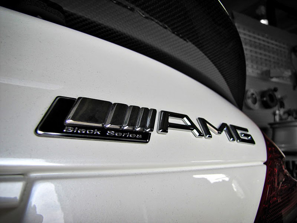 Renntech Mercedes-Benz SL65 AMG V12 Biturbo Black Series