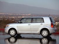 Scion xB (2010) - picture 7 of 25