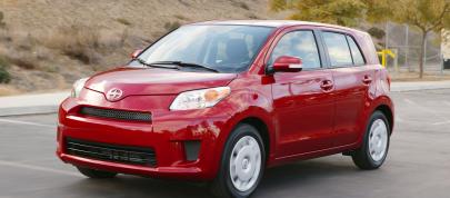 Scion xD (2010) - picture 20 of 31