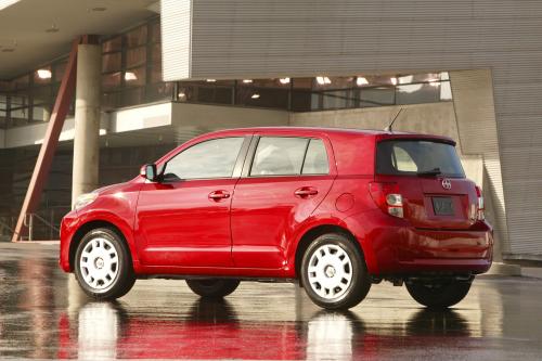 Scion xD (2010) - picture 1 of 31
