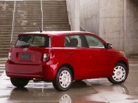 Scion xD (2010) - picture 6 of 31