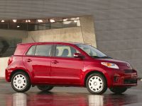 Scion xD (2010) - picture 1 of 31