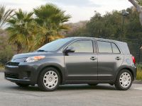 Scion xD (2010) - picture 22 of 31