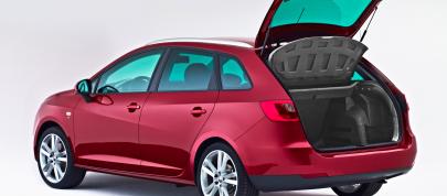SEAT Ibiza ST (2010) - picture 4 of 5