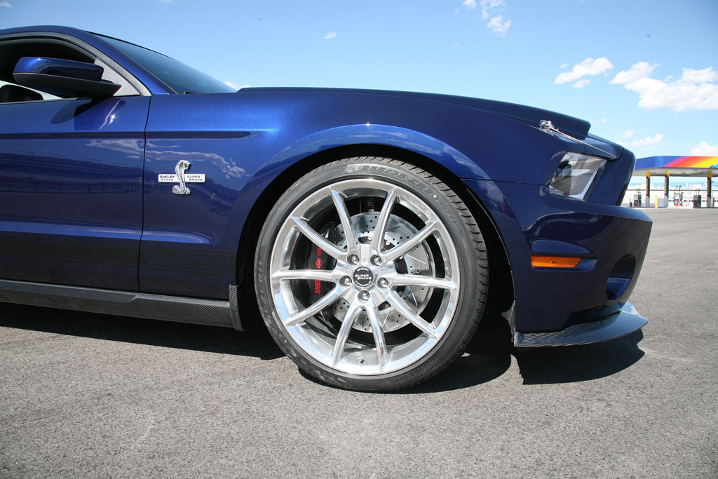 Ford Shelby GT500 Super Snake