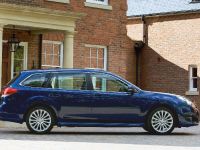 Subaru Legacy Tourer (2010) - picture 4 of 10