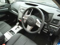 Subaru Legacy Tourer (2010) - picture 5 of 10