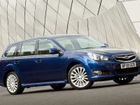 Subaru Legacy Tourer (2010) - picture 1 of 10