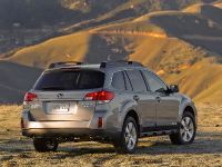 Subaru Outback (2010) - picture 3 of 16