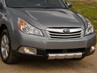 Subaru Outback (2010) - picture 10 of 16