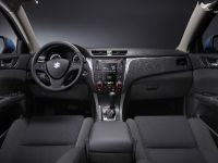 Suzuki Kizashi Sedan (2010)