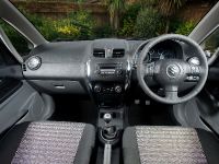Suzuki SX4 (2010) - picture 3 of 10