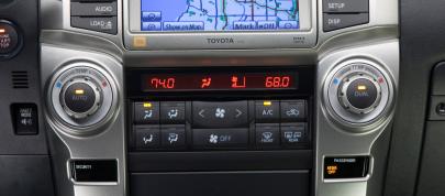 Toyota 4Runner Limited (2010) - picture 23 of 29