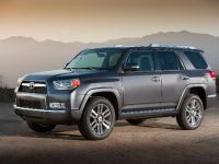 Toyota 4Runner Limited (2010) - picture 3 of 29