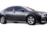 Toyota Camry (2010) - picture 3 of 6