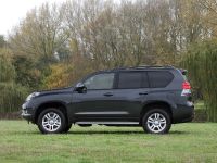Toyota Land Cruiser (2010) - picture 2 of 20