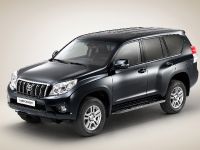 Toyota Land Cruiser (2010) - picture 1 of 20