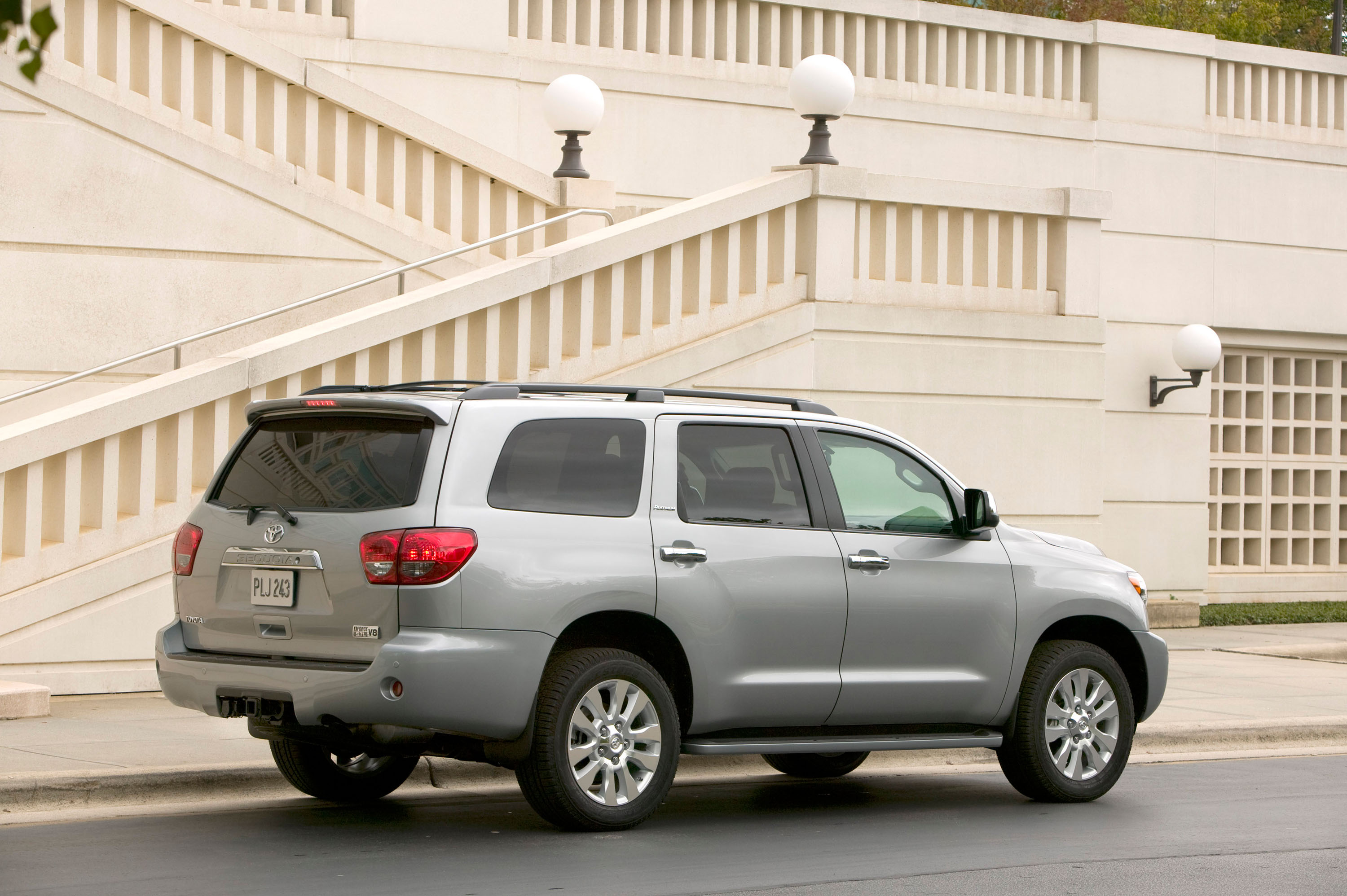 Toyota Sequoia Platinum