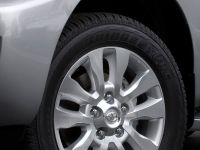 Toyota Sequoia Platinum (2010) - picture 14 of 14