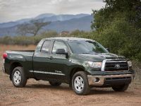 Toyota Tundra Pickup (2010) - picture 4 of 12