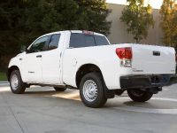 Toyota Tundra (2010) - picture 5 of 6