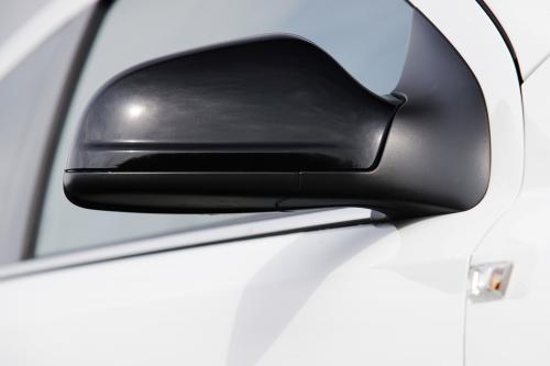 Vauxhall Astra VXR Arctic Edition (2010) - picture 8 of 15