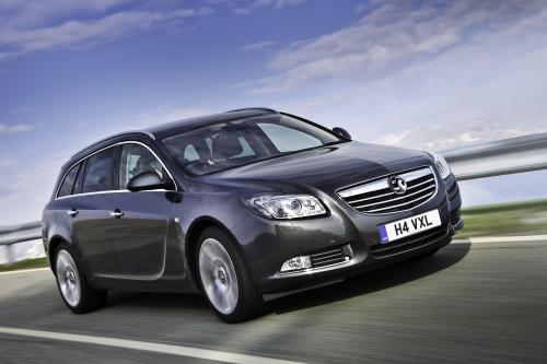 Vauxhall Insigniavau (2010) - picture 1 of 4