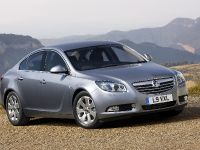Vauxhall Insignia (2010) - picture 3 of 4