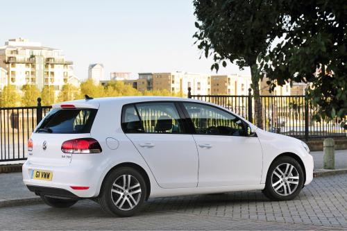 Volkswagen Golf VI Match (2010) - picture 17 of 18
