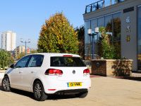 Volkswagen Golf VI Match (2010) - picture 14 of 18