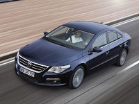 Volkswagen Passat CC (2010) - picture 1 of 2